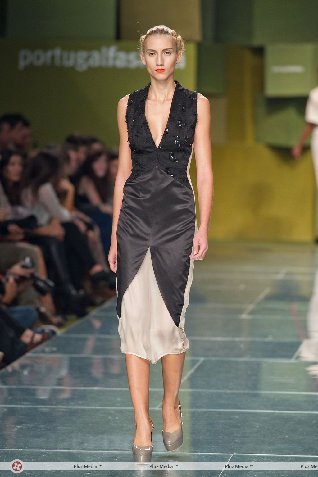 Portugal Fashion Week Spring/Summer 2012 - Fatima Lopes - Runway | Picture 109970